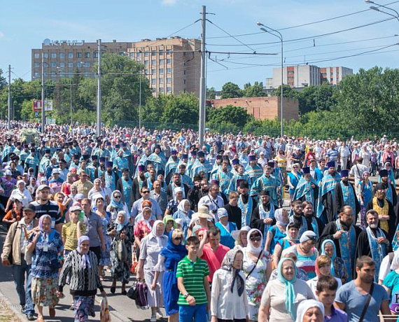 Курские соратники приняли участие в крестном ходе
