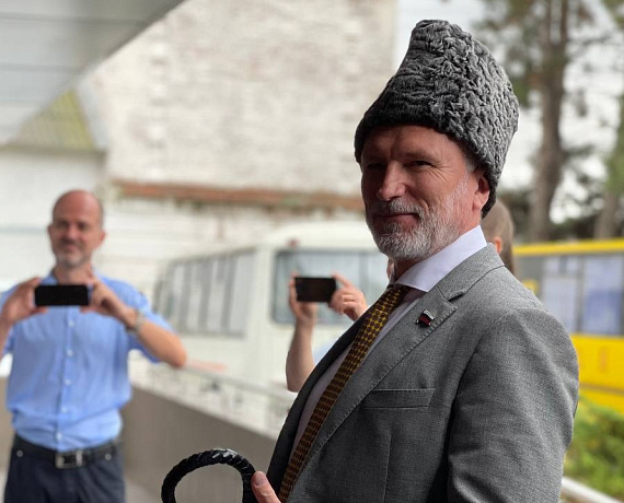 Жители Старокорсунской рассказали Алексею Журавлеву о проблемах станицы
