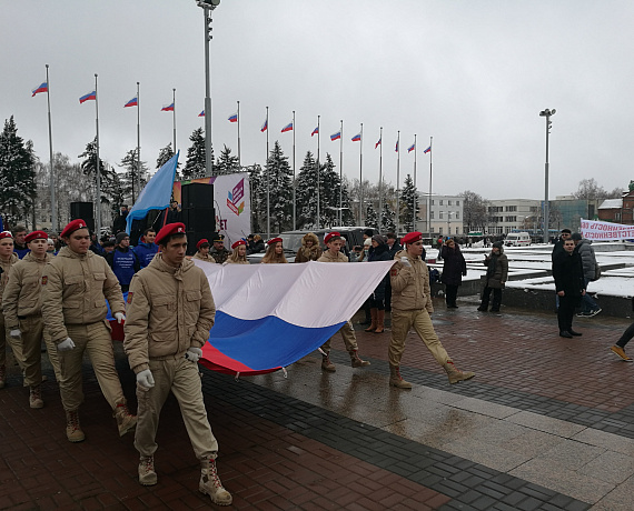 Ульяновская "РОДИНА" приняла участие в торжественном шествии и митинге