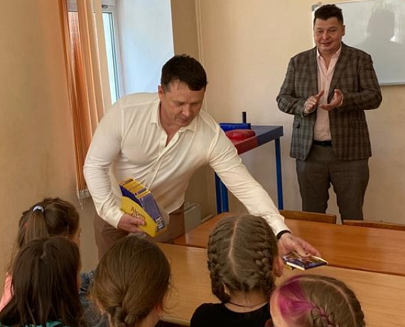 Федор Лугинин и Александр Марголин поздравили юных спортсменов с Днем защиты детей