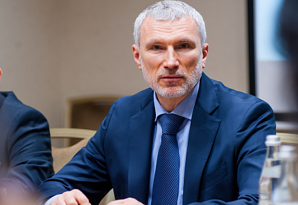 Журавлев: Без мифа о "российской угрозе" американские "ястребы" оголодают