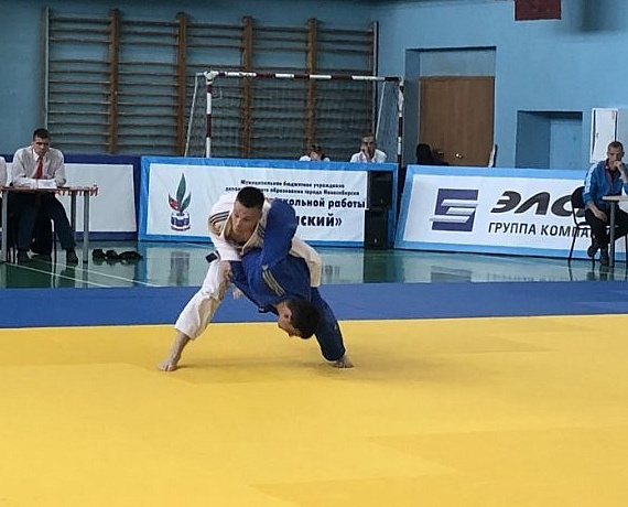 Вячеслав Илюхин приветствовал чемпионат Ракетных войск стратегического назначения по самбо и дзюдо