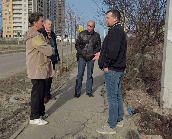 Депутат Тамбовской гордумы от "РОДИНЫ" Дмитрий Борисов вместе с представителями Администрации принял участие в выездном совещании