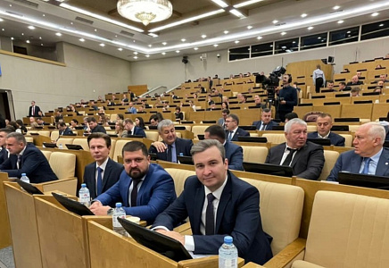 Партия "РОДИНА" в Госдуме обсудила проблемы общественного транспорта