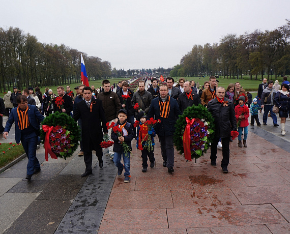 Петербургская "РОДИНА" почтила память погибших в Великой Отечественной войне