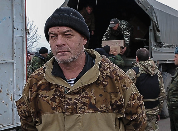 Передача гуманитарной помощи партии "РОДИНА" ополченцам Новоазовска, 01.11.2014
