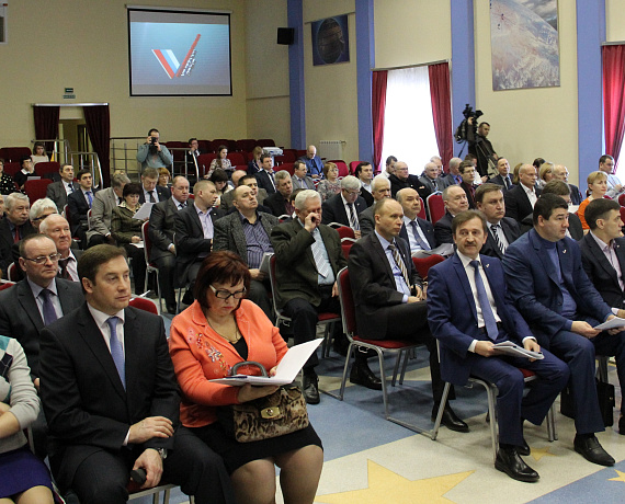 Самарские патриоты обсудили качество исполнения указов президента