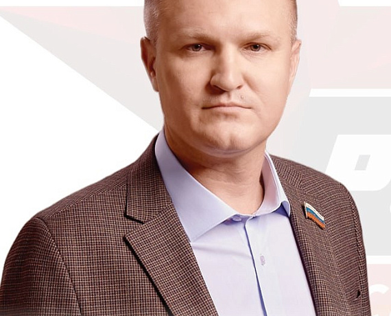 ПОЗДРАВЛЕНИЕ С НОВЫМ ГОДОМ ОТ ВЛАДИМИРА СУХАРЕВА