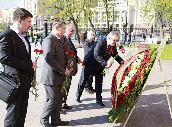 Делегация "РОДИНЫ" почтила память героев Великой Отечественной войны, 06.05.2015
