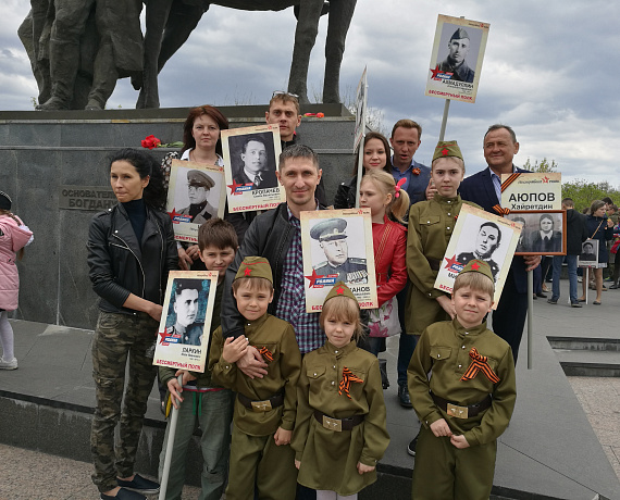 Ульяновские партийцы отметили День Победы вместе с ветеранами
