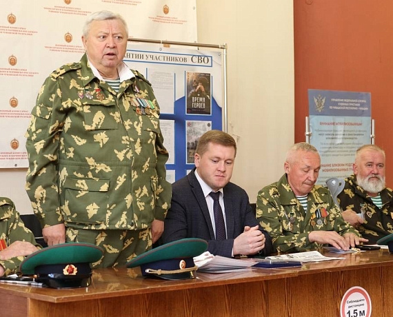 Владимир Михайлов поздравил ветеранов пограничных войск с Днём пограничника