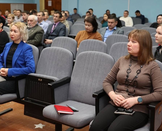 Владимир Михайлов провел первую еженедельную планерку в 2025 году