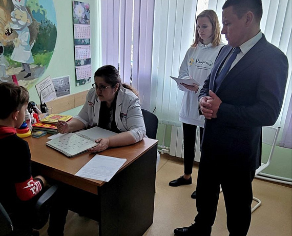 Подмосковные соратники провели акцию "РОДИНА - детям" и оказали помощь беженцам из Донбасса