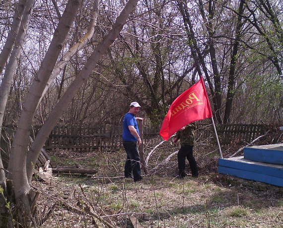 Нижегородские активисты привели в порядок памятник погибшим на войне