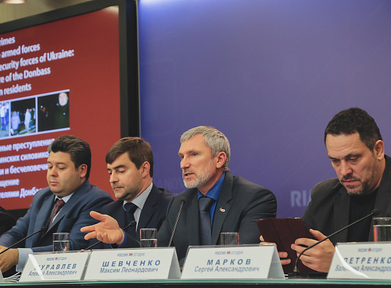 Алексей Журавлёв на пресс-конференции "Военные преступления украинских силовиков: пытки и бесчеловечное обращение с жителями Юго-Востока", 24.11.2014