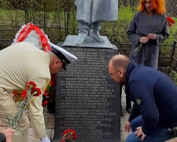 Подмосковные родинцы оказали помощь в открытии мемориальной доски в память герою