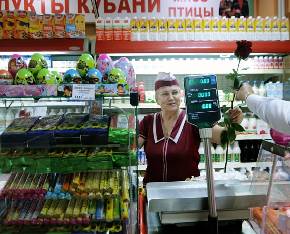 Владимир Лактюшин устроил необычный праздник в честь женщин