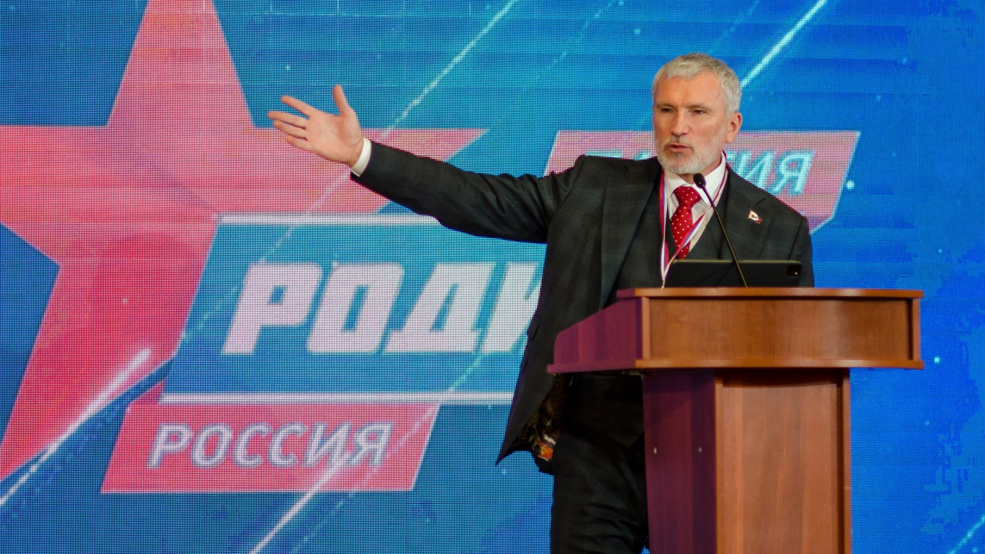 Журавлев: Всю семейку Пугачевой надо было выставить из страны с голым задом