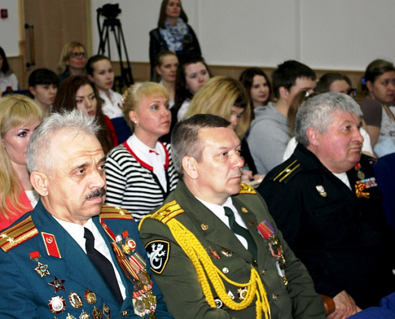 Юрин: Важно постоянно обогащать память новыми фактами о подвигах защитников Отечества