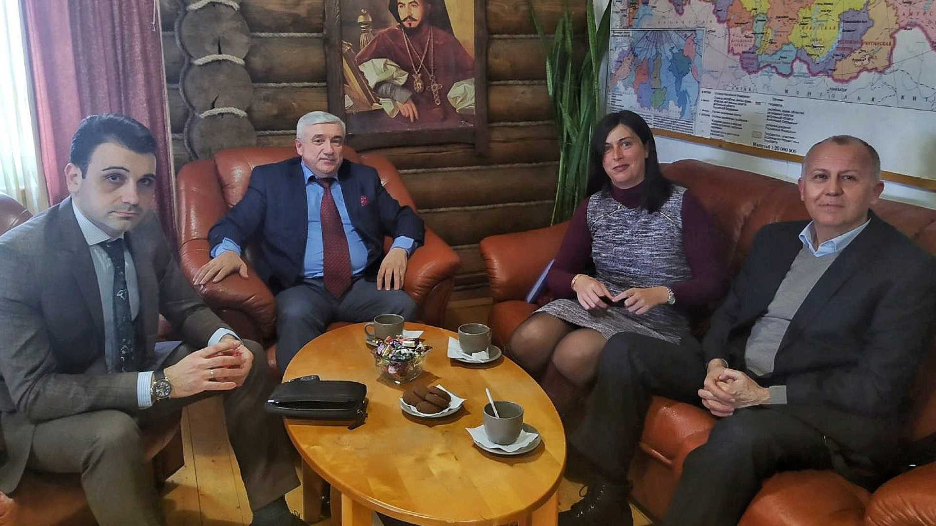 В штабе Воронежской "РОДИНЫ" прошла встреча с сербскими предпринимателями
