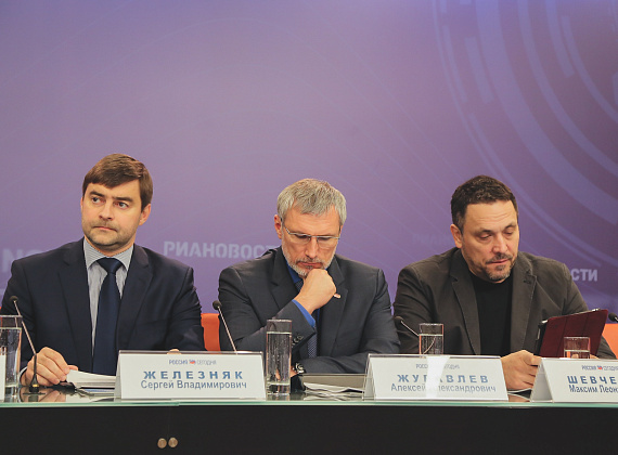 Алексей Журавлёв на пресс-конференции "Военные преступления украинских силовиков: пытки и бесчеловечное обращение с жителями Юго-Востока", 24.11.2014