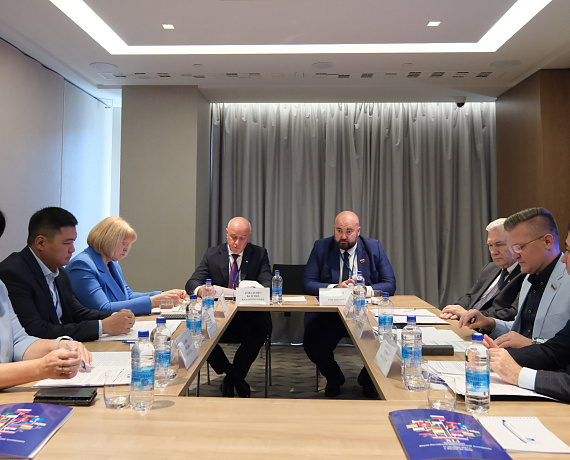 Сухарев принял участие в XLI конференции Южно-Российской Парламентской Ассоциации