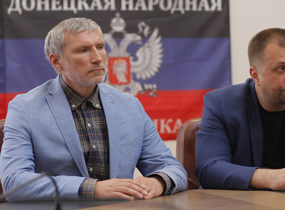 Алексей Журавлёв в Донецке: пресс-конференция, общение с прессой, интервью (часть 1), 12 июня 2014 г.