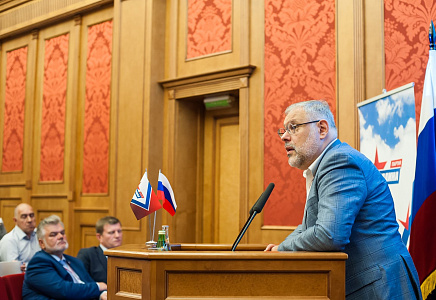 Михаил Хазин: План Байдена приведет к экономическому краху