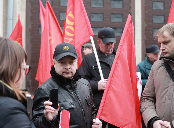 Пикет партии "РОДИНА" и РУСИНТЕРНА у посольства Эстонии, 4 апреля 2014 г.