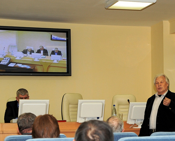 Патриот обсудил проблемы развития промышленности Челябинска