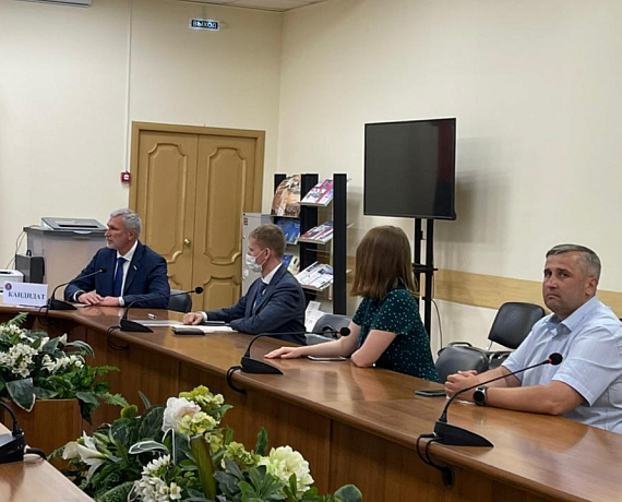 Алексей Журавлев подал документы для регистрации кандидатом на выборах Госдумы