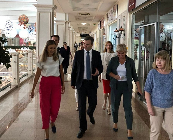 Делегация Подмосковной "РОДИНЫ" посетила Люберецкий МФЦ