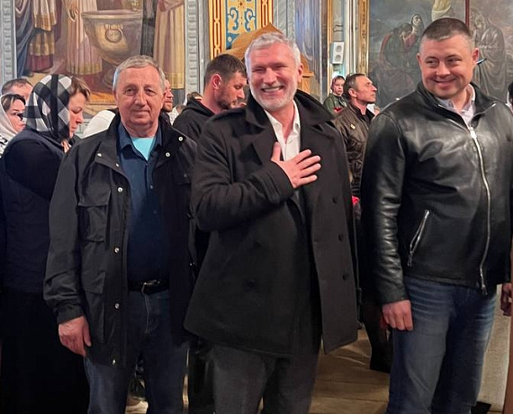 Алексей Журавлев принял участие в пасхальном богослужении в Мичуринске