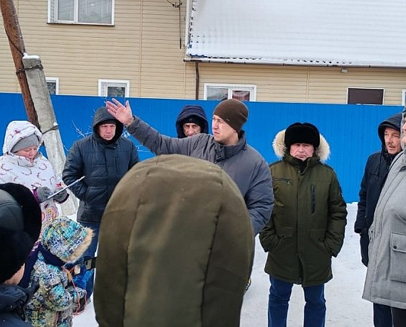 Вячеслав Илюхин провел выездное совещание по проблемам электроснабжения жилых домов