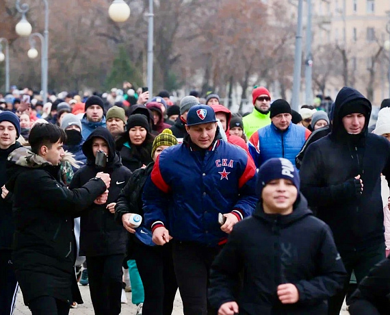 НОВОГОДНЯЯ ПРОБЕЖКА С УЧАСТИЕМ ВЛАДИМИРА СУХАРЕВА