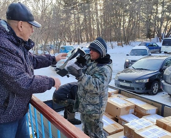 Клуб избирателей Вячеслава Илюхина отправил большую партию гуманитарной помощи для воинов 217-го гвардейского парашютно-десантного полка