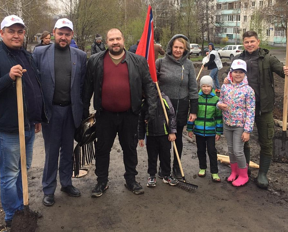 "РОДИНА" Башкортостана высадила липовую аллею в память о героях войны