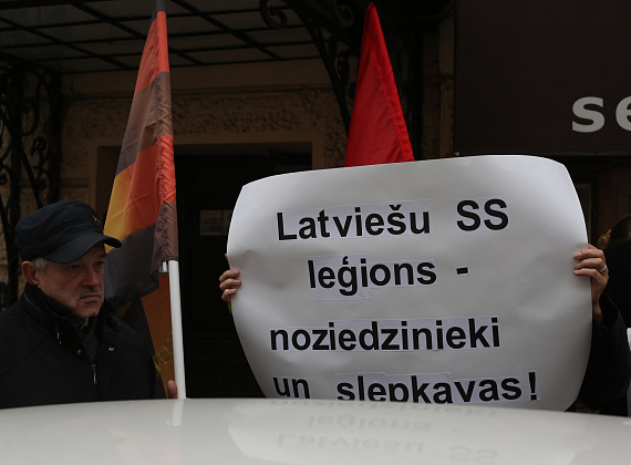 Пикет Русинтерна у посольства Латвийской республики, 19 февраля 2014 г.