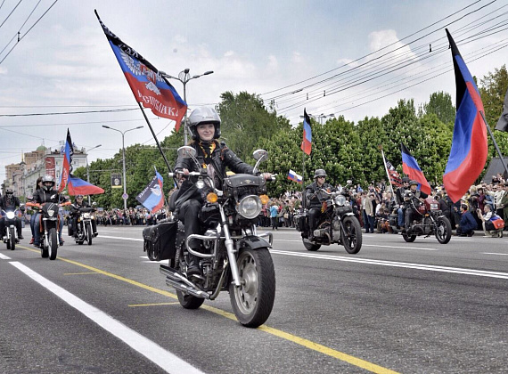 День Республики-2015: Первая годовщина провозглашения независимости ДНР