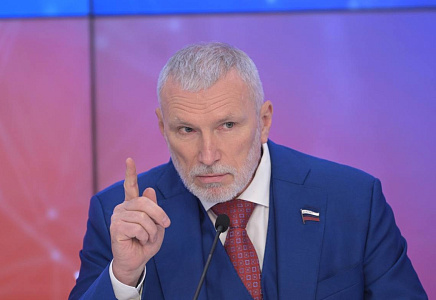 Журавлев – RT: Референдумы 2014 года заложили основу объединения Донбасса с Россией