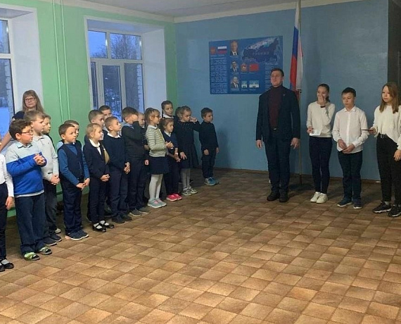 Депутат Подмосковной "РОДИНЫ" провел урок Конституции для школьников