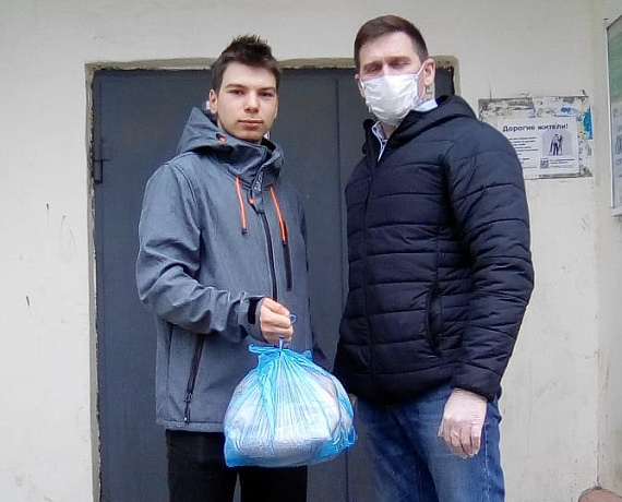 Активисты подмосковной "РОДИНЫ" оказали продовольственную помощь гражданам
