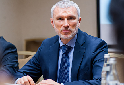 Журавлев: ЦБ выступает против развития антикризисных мер поддержки граждан