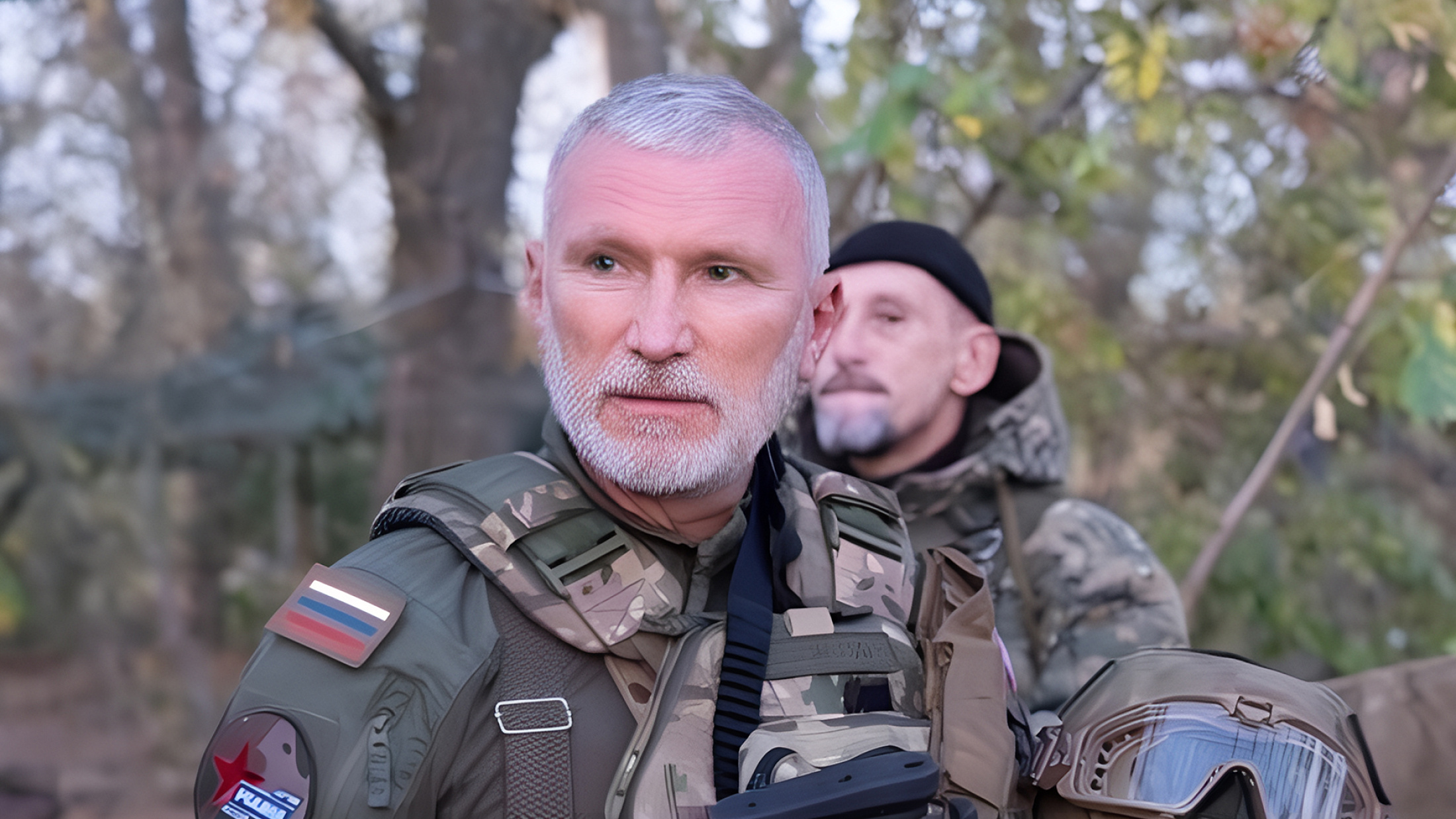 Народ и армия едины!