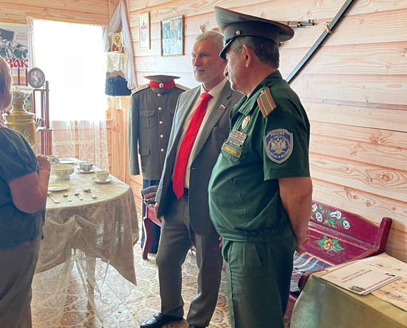 Алексей Журавлев встретился с казаками Омской области