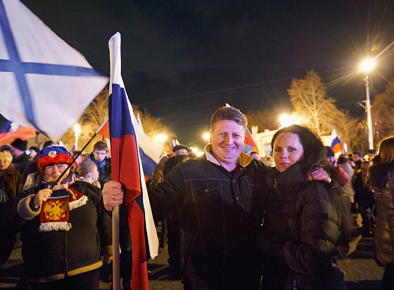 Митинг в Севастополе после референдума, выступление Алексея Журавлёва и Антона Тицкого, 16 марта 2014 г.