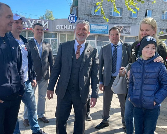 Журавлев взял на контроль проблемы ЖКХ в Ленинградской области