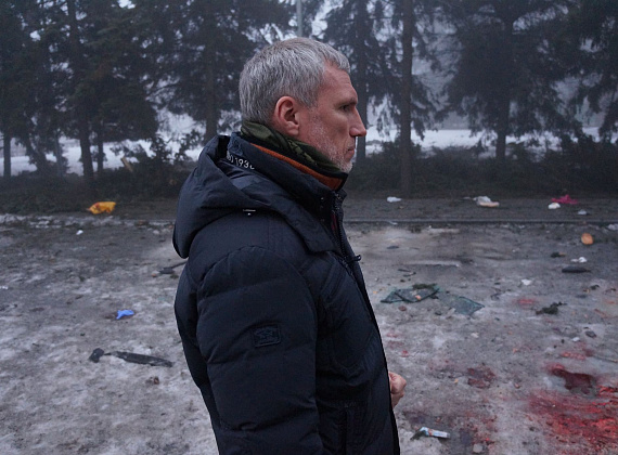 Алексей Журавлёв у ДК им. Куйбышева в Донецке, 30.01.2015