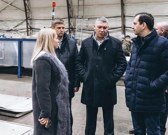 Мария Тарасова посетила предприятие, строящее объекты из металлоконструкций и сэндвич-панелей