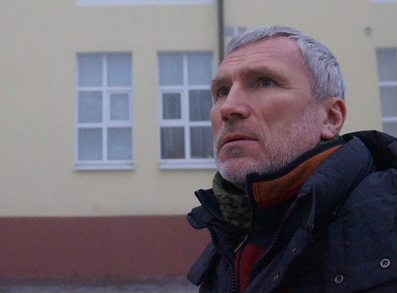Алексей Журавлёв у ДК им. Куйбышева в Донецке, 30.01.2015
